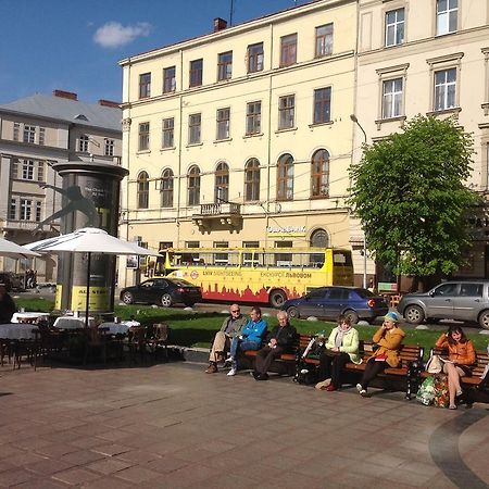 Apartments On Prospekt Svobody 24 Lviv Eksteriør bilde